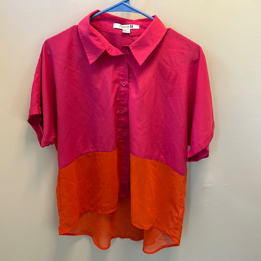 Forever 21 retro button up women’s top size medium